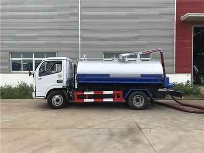 東風小型吸糞車 多利卡系列吸糞車真空泵價格全解析